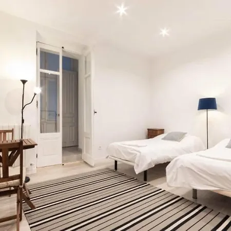 Amazing Down Town, Near Guggenheim. Centrico * Bilbao